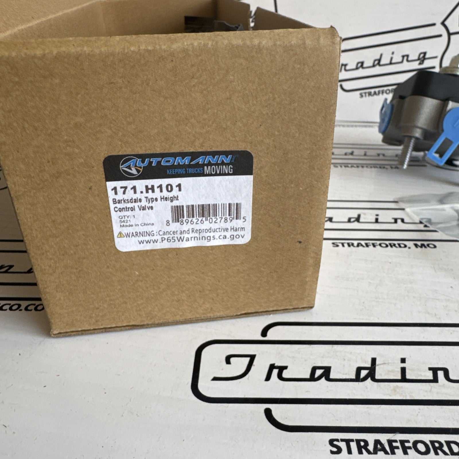 Automann 171.H101 Height Control Valve, Barksdale Type