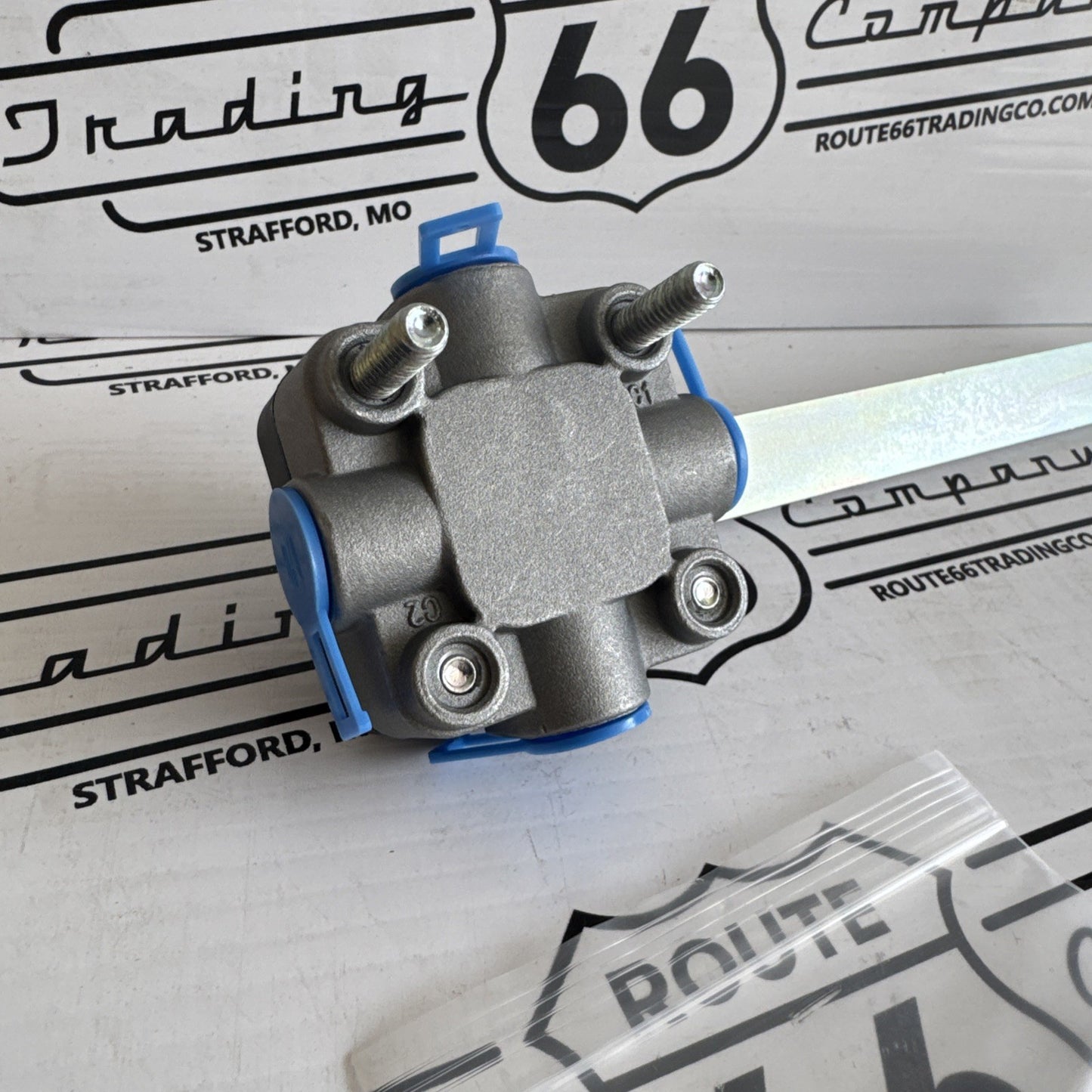 Automann 171.H101 Height Control Valve, Barksdale Type