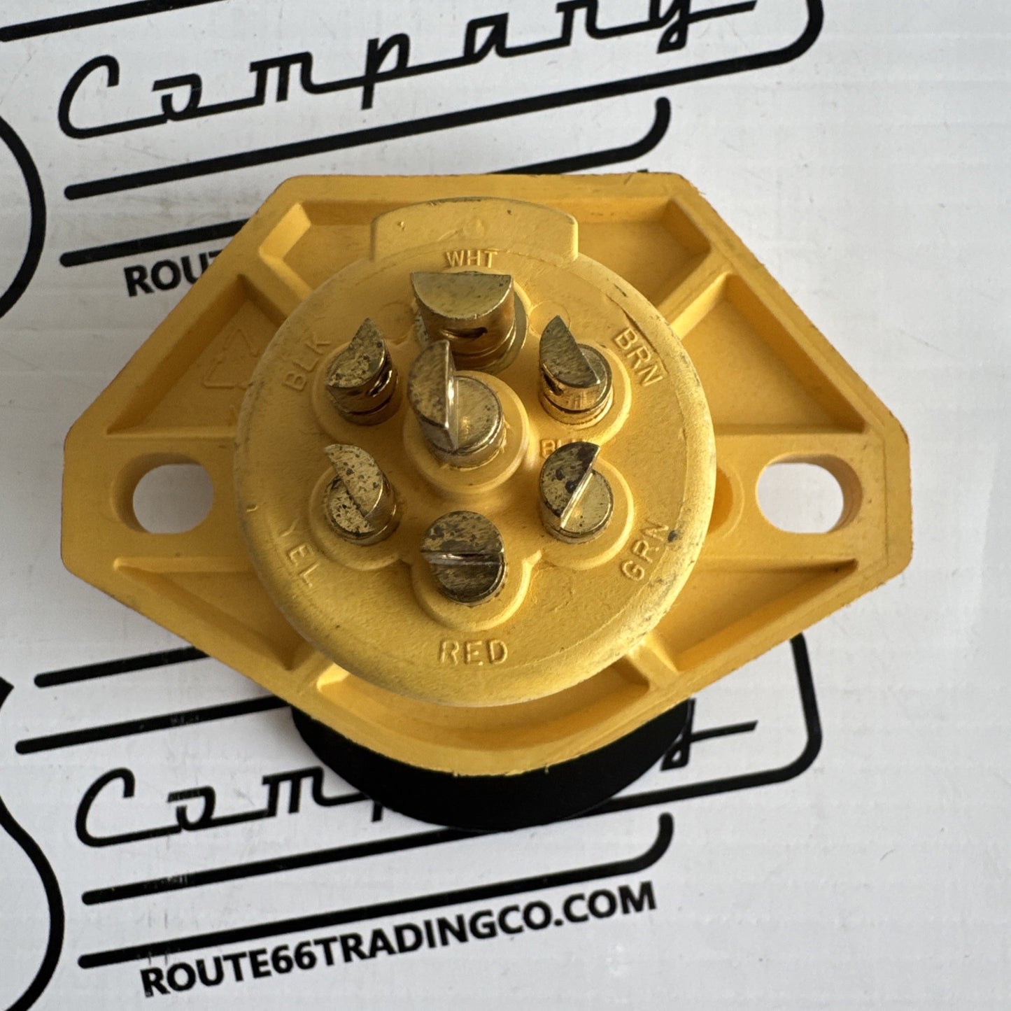 7-WAY YELLOW DUMP RECEPTACLE PHILLIPS 16-822, Brand New