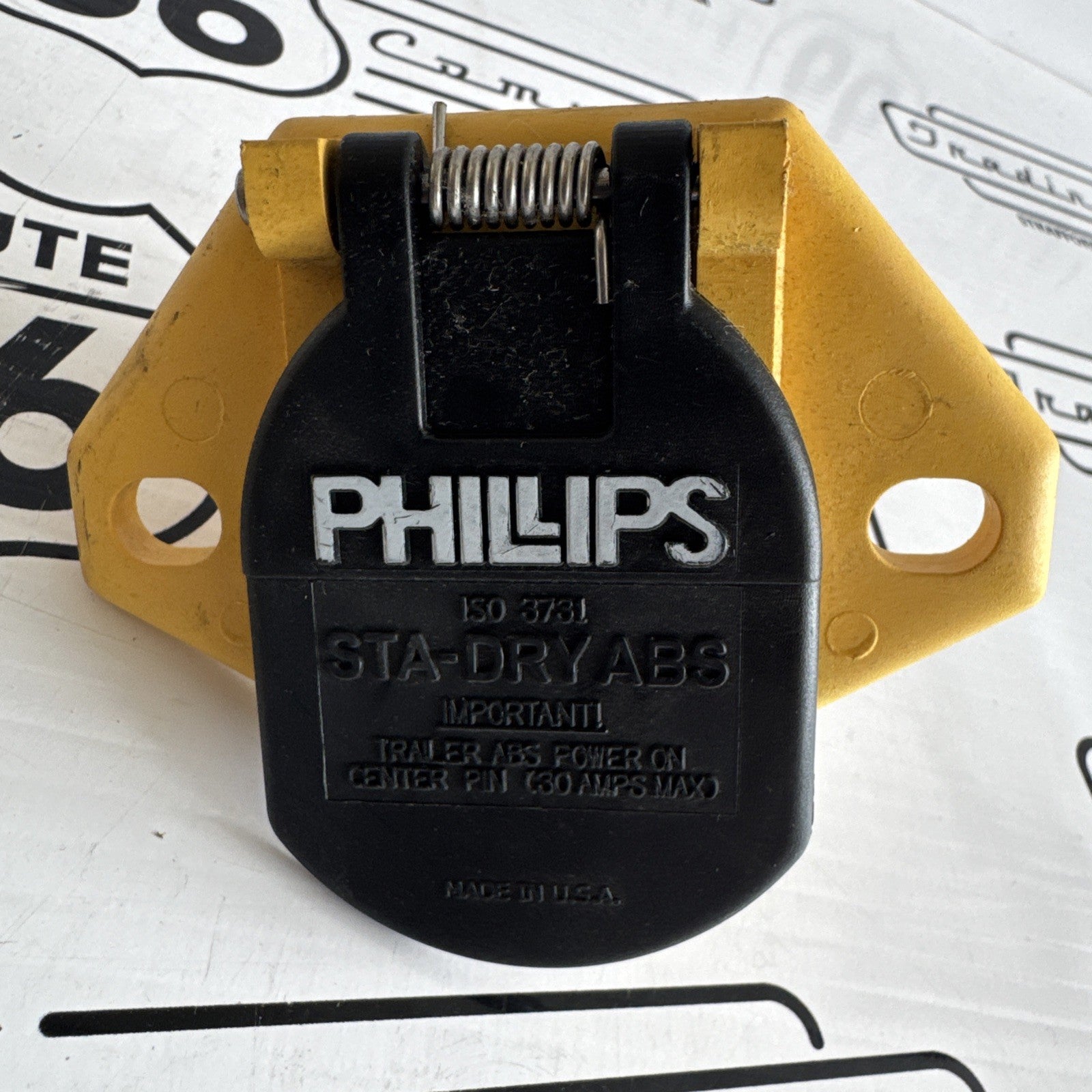 7-WAY YELLOW DUMP RECEPTACLE PHILLIPS 16-822, Brand New