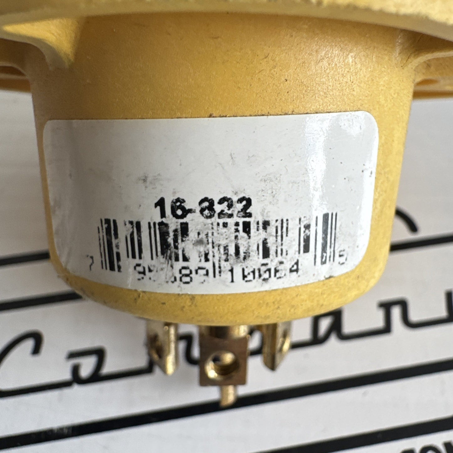 7-WAY YELLOW DUMP RECEPTACLE PHILLIPS 16-822, Brand New